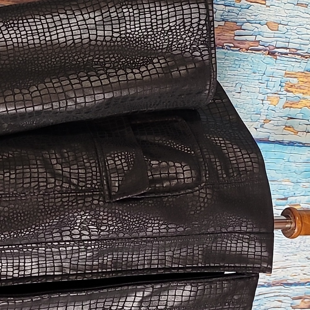 Susan Graver faux Python jacket - Picture 4 of 9